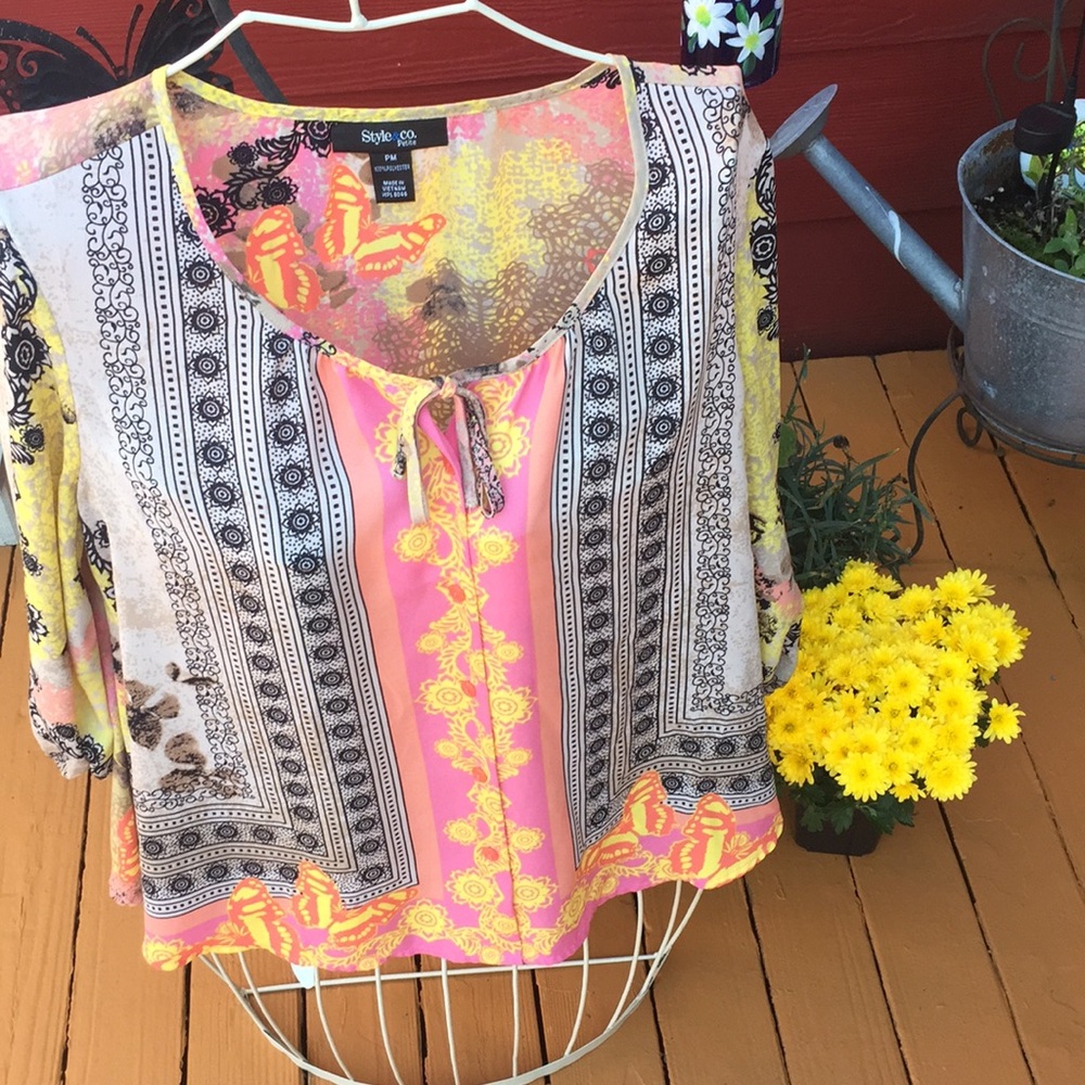 Style & Co. Top Size PM Floral and Butterfly Print